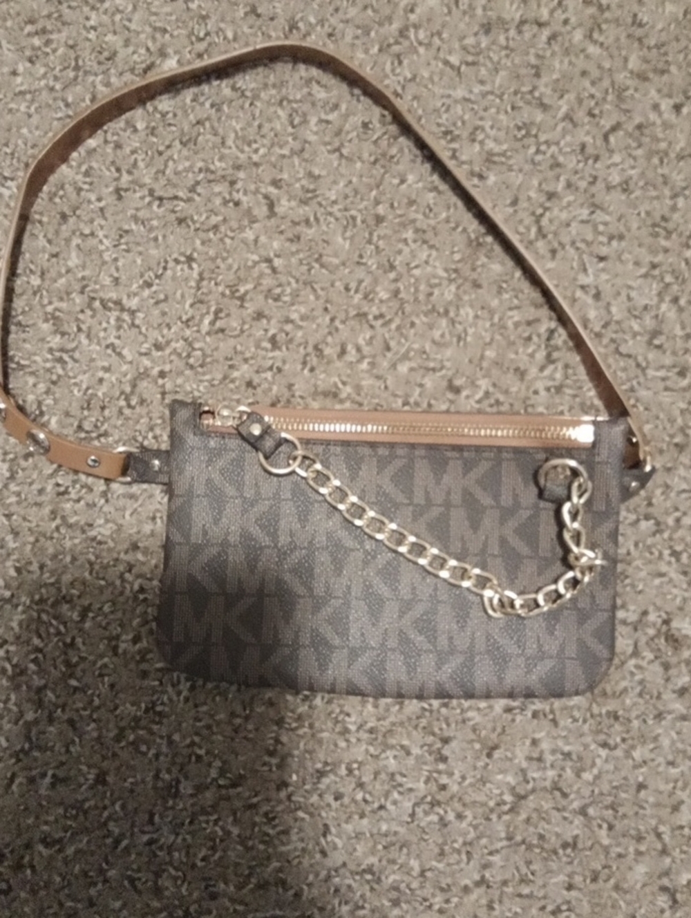 Michael Kors Size Small Synthetic Leather Fanny Pack